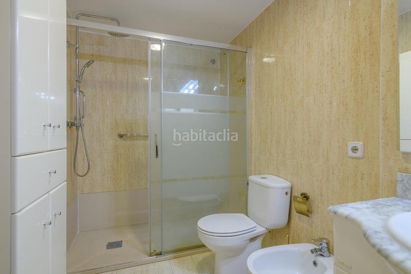 Foto 49a60a31-a0ee-42e8-875c-060de1ae7f30. Dúplex  de 4 habitaciones con balcones, solárium y plaza de aparcamiento en Manresa