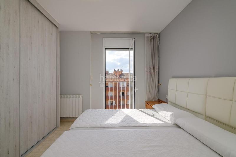 Foto 4dc050a6-ad14-460b-8aea-b05b2d7ff79e. Dúplex  de 4 habitaciones con balcones, solárium y plaza de aparcamiento en Manresa
