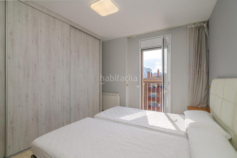 Foto b2a27b06-e588-4506-b1e7-b73008dcf65d. Dúplex  de 4 habitaciones con balcones, solárium y plaza de aparcamiento en Manresa