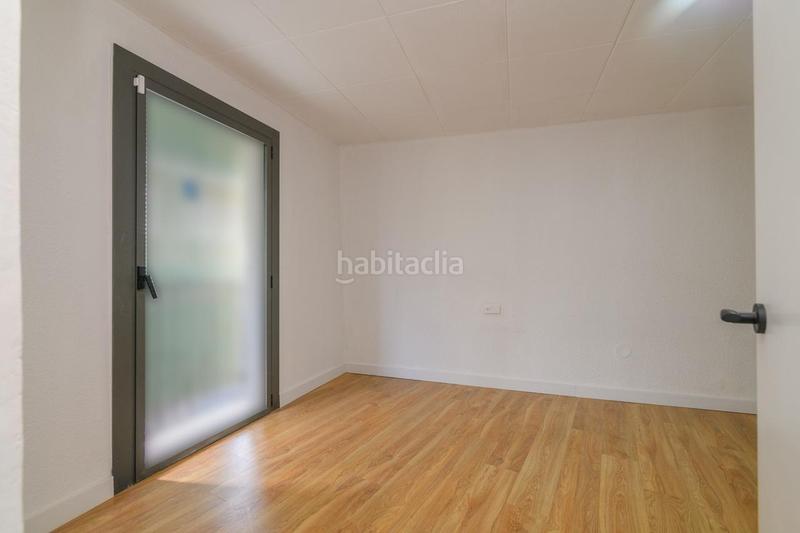 Foto a9ddb74a-3549-4d54-bb6b-e4ff39372977. Piso  en la plaza mayor con vistas al ayuntamiento. en Manresa
