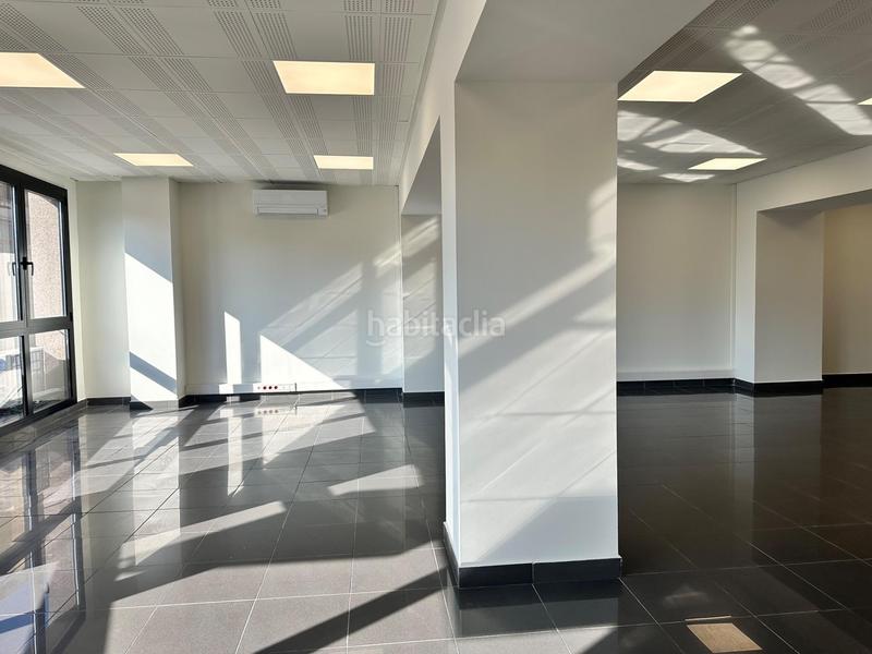 Foto 20936be4-5ee7-48b1-87f0-10ff666227f6. Rent office space with heating in Centre - Passeig i Rodalies Manresa
