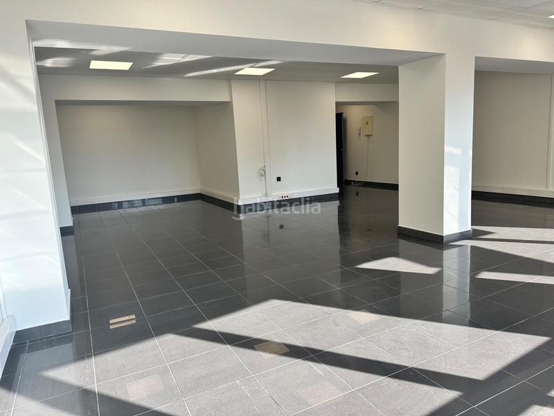 Foto 775b9bee-be7a-4f92-bd36-754e9b672953. Rent office space with heating in Centre - Passeig i Rodalies Manresa