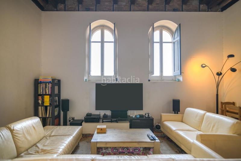 Foto cbec0c88-7cd2-4621-8f8d-1e3a59630296. Attico in Centre - Passeig i Rodalies Manresa