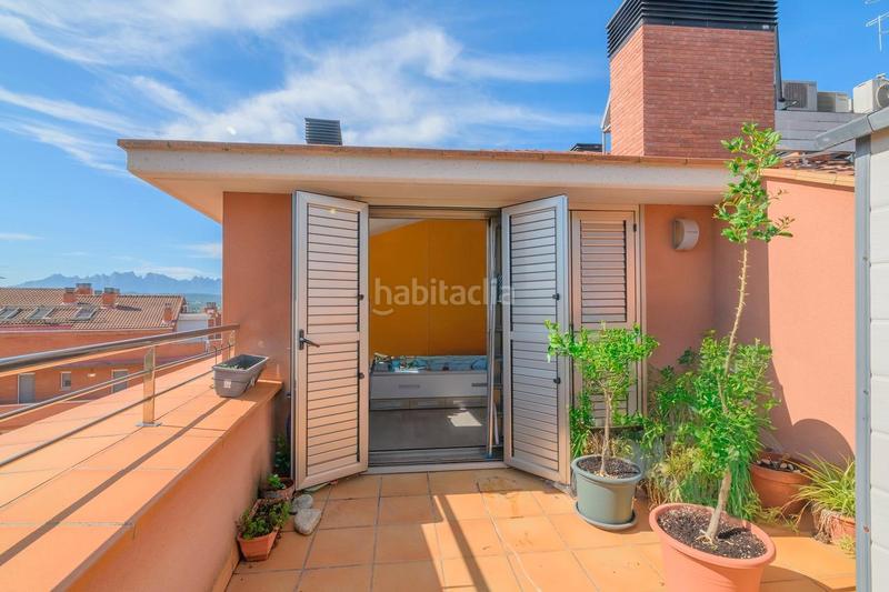 Foto 4e6d6d82-3aec-4b81-af68-48f0c23b75cc. Dúplex  en finca moderna con 2 terrazas y vistas montserra en Manresa
