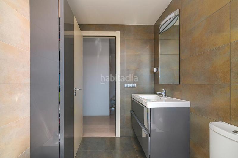 Foto 57633826-fac2-493e-b493-d417af956b60. Dúplex  en finca moderna con 2 terrazas y vistas montserra en Manresa