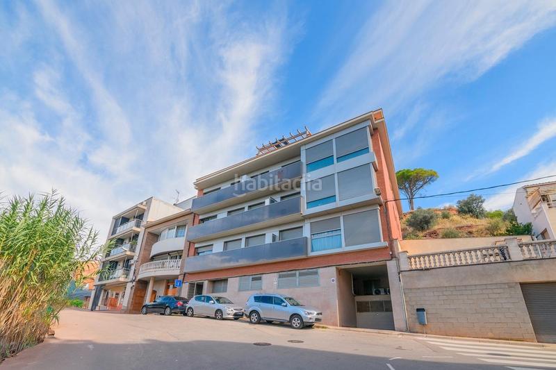 Foto 965ef8fb-87c5-4988-9e68-a31c28f0c3aa. Dúplex  en finca moderna con 2 terrazas y vistas montserra en Manresa
