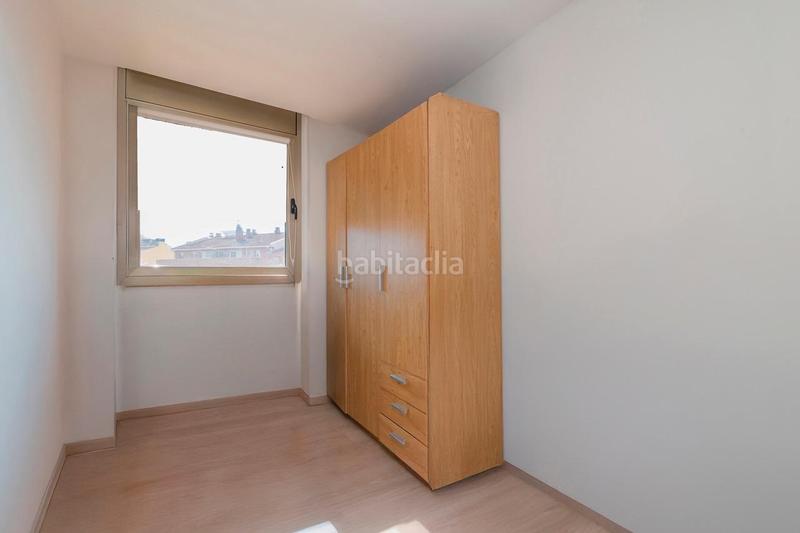 Foto dc6dd1fc-b751-4650-95a9-9a16bac79d46. Dúplex  en finca moderna con 2 terrazas y vistas montserra en Manresa