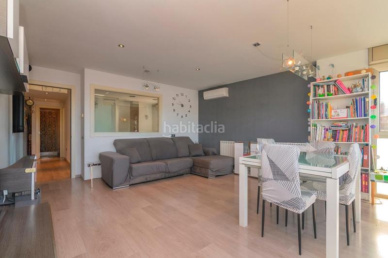 Foto e6f33eef-05c5-4127-b428-4ad35d1c561b. Dúplex  en finca moderna con 2 terrazas y vistas montserra en Manresa
