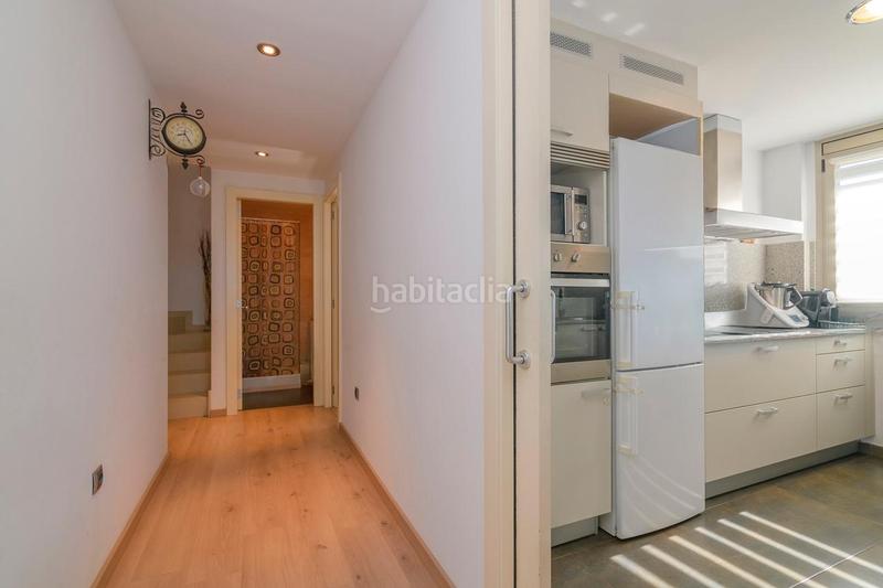 Foto fc5ebb7c-ca09-4558-b294-6aa0f80578fa. Dúplex  en finca moderna con 2 terrazas y vistas montserra en Manresa