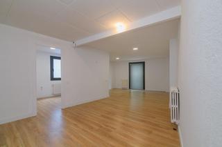 Affitto Appartamento in Barri Antic. Piso en alquiler en el centro de manresa  zona plaza del ayuntam