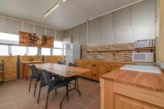 Locale commerciale in Fonollosa. Terreno con edificación acondicionada en canet de fals, ideal pa