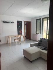 Miete Etagenwohnung in Carretera de Vic - Remei. Piso de alquiler para estudiantes o estancias temporales