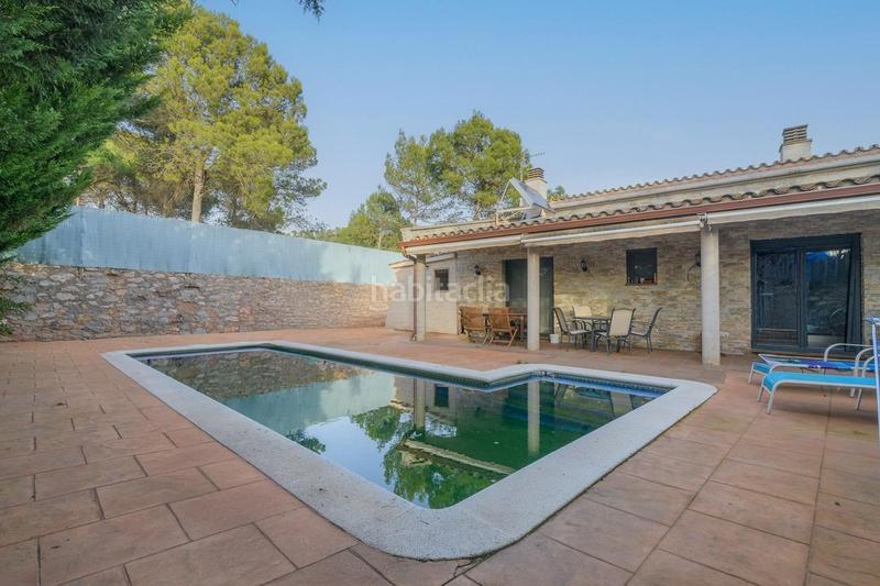 Foto a1e9e04c-a8e5-4b31-9d0d-c278843223f2. Xalet amb calefacció aparcament piscina a Castellnou de Bages