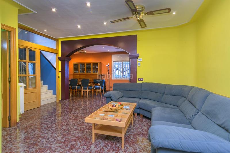 Foto 8de0f8eb-0542-4bf4-9ca0-07a240987f00. Chalet con riscaldamento parcheggio piscina in Sant Salvador de Guardiola