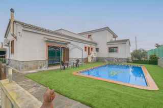 Chalet à Pont de Vilomara i Rocafort (El). Oportunidad en river park casa independiente con máxima privacid