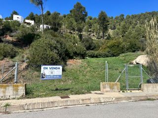 Wohngrundstück in Carrer de sant jordi 17. Desconecta en el bages terreno ideal para tu nuevo hogar
