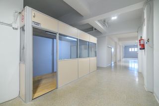 Local Comercial a Avenida BASES MANRESA 26