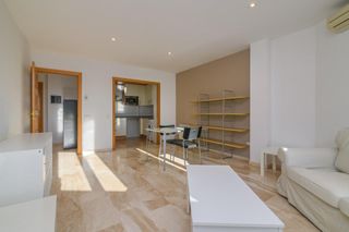 Pis a Poble Nou. Piso muy soleado de 1 habitación con ascensor entre bases y pobl