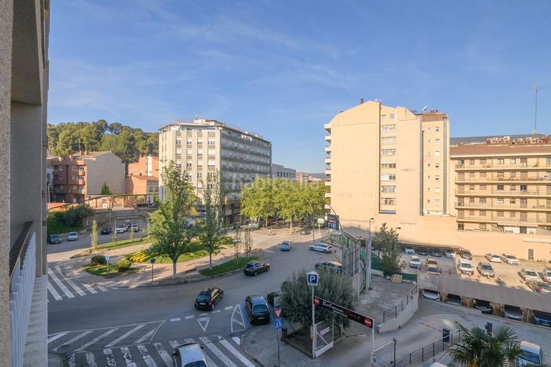 Foto 0f951069-fb31-42d0-9323-23f584d8c7bf. Pis a Centre - Passeig i Rodalies Manresa