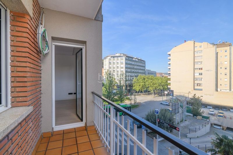 Foto 255ee8bb-d0e6-4087-9b60-25182b5b1b09. Pis a Centre - Passeig i Rodalies Manresa