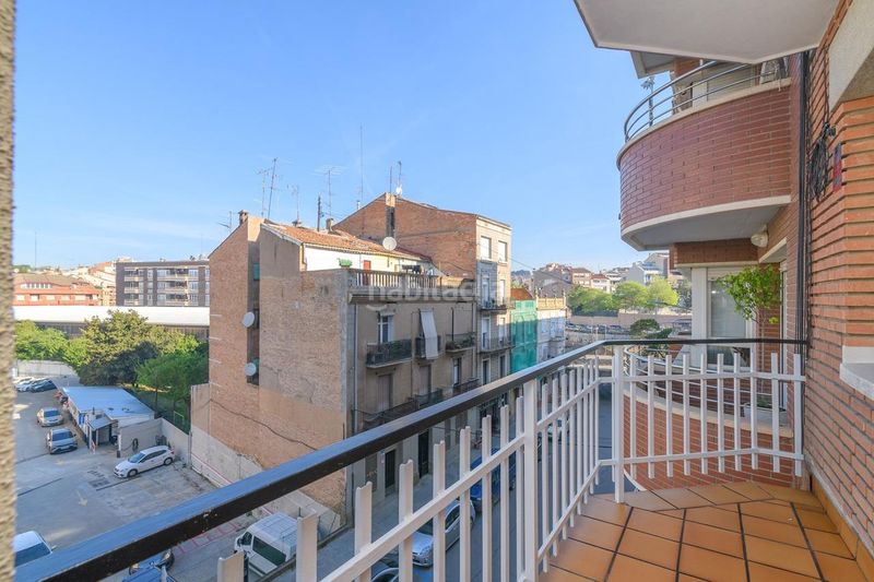 Foto 7b796b26-cbc8-4b7d-89f2-6be70f2d2120. Pis a Centre - Passeig i Rodalies Manresa