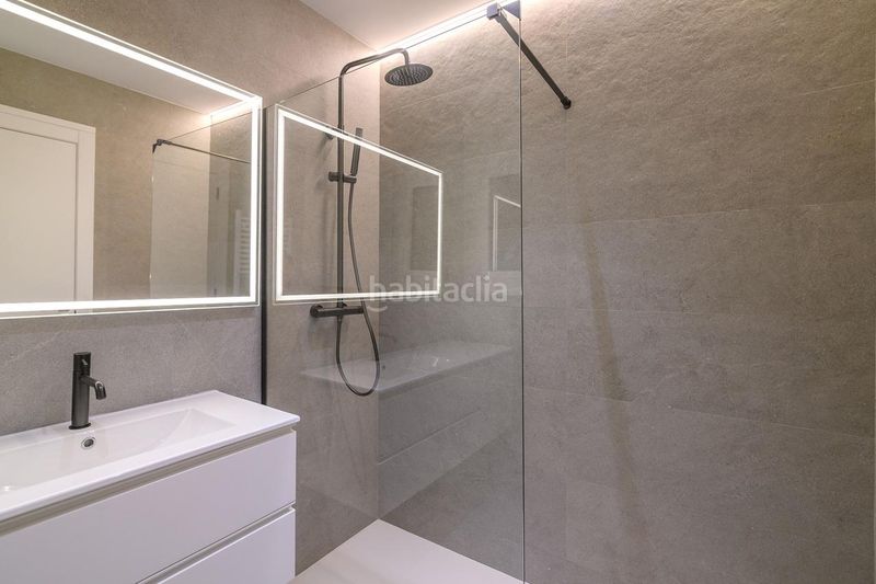 Foto a1d30a9e-70fd-475b-93cd-7657d3a45716. Pis a Centre - Passeig i Rodalies Manresa