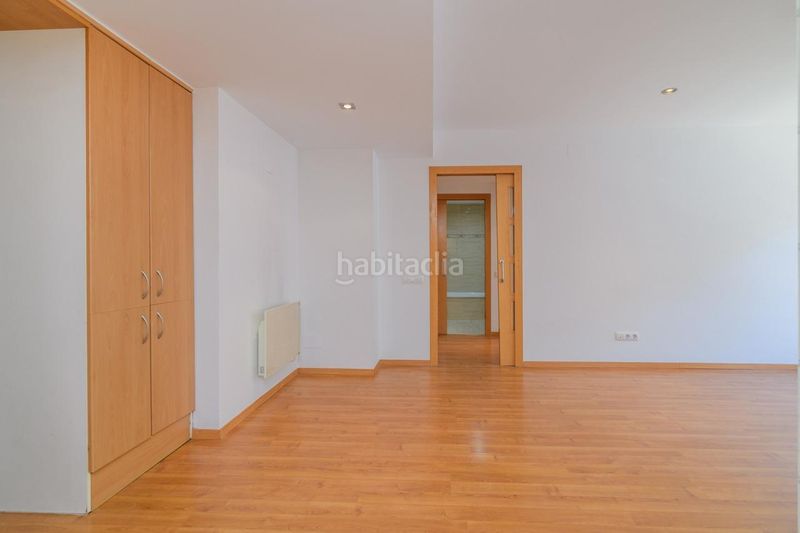 Foto f60f03a5-7faa-4e6a-ad74-8c390b1d47f3. Pis amb calefacció a Santpedor