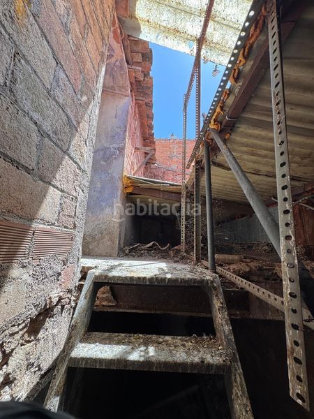 Foto f554e250-0a82-4283-8c8e-0c41b2a23f1f. Edifici a Sant Joan de Vilatorrada