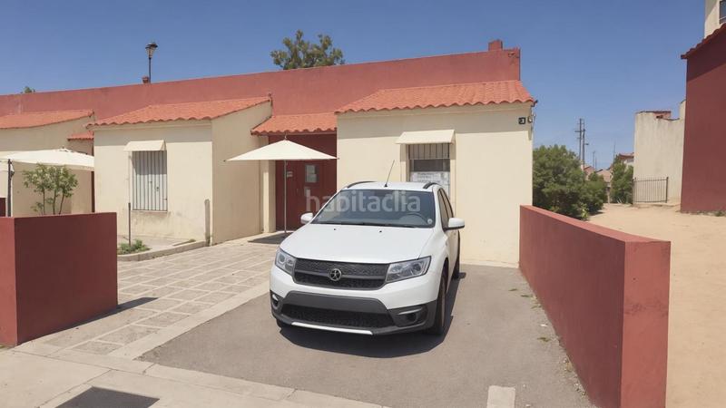 Foto 72f5d119-700b-44e5-82c2-ebee82bcf6f2. Casa adosada tu hogar familiar adosado con jardín y parque infantil en Ayamonte