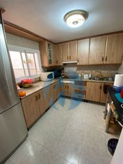 Affitto Appartamento in Vista Alegre - Parque Cruz Conde. Piso en alquiler en parque cruz conde, 3 dormitorios.