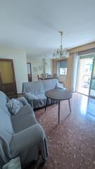 Pis a Sta. Marina - San Andrés - San Pablo - San Lorenzo. Piso en venta en barcelona, 4 dormitorios.