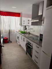 Affitto Appartamento in Ciudad Jardín - Zoco. Piso en alquiler en ciudad jardín  avda. medina azahara, 3 dormi