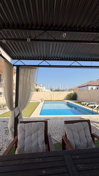 Foto 81aceb8e-a592-45d7-8285-9c1f11e8f4c7. Casa amb calefacció aparcament piscina a Paraíso Arenal - La Colina Córdoba