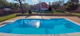 Xalet a Torre de Claramunt (La). Casa independiente en venta en pinedas del armengol_ la torre de