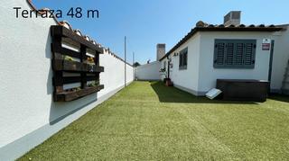 Duplex à Vallbona d´Anoia. ?? dúplex con terraza y vistas en el centro de vallbona