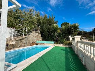 Xalet a Piera. ?? casa a 4 vientos totalmente reformada en la urbanización ball