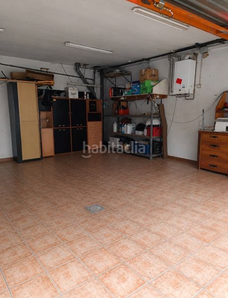 Foto 02ff4272-2ad4-42fe-9103-b7c914aeb2cc. Casa adossada amb xemeneia calefacció aparcament a Igualada