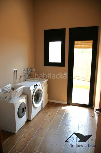 Foto 859c72fd-4369-46f7-809b-f43ed3e12b30. Xalet amb calefacció aparcament piscina a Hostalets de Pierola (Els)