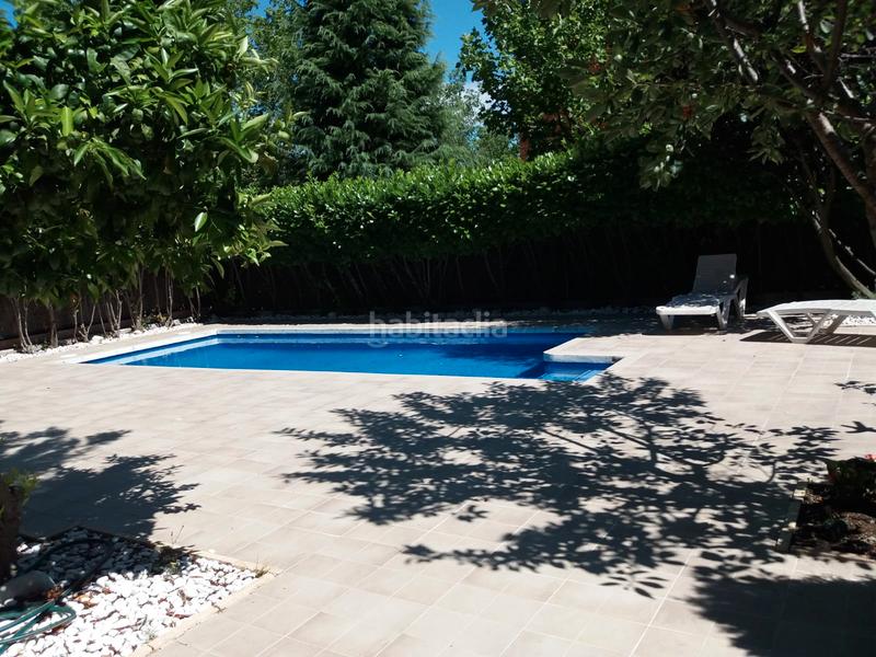 Foto 2d3dcd3e-61e6-4f4b-aed2-b544764b94c6. Chalet con riscaldamento parcheggio piscina in Les Comes Igualada