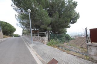 Terreno residencial en Carrer gaudí 7. **terreny en venda a santa eulàlia de ronçana - un racó de tranq