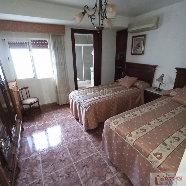 Foto 1ace5a50-00e7-4395-a70a-ee664a7de33b. Casa  en Torredonjimeno