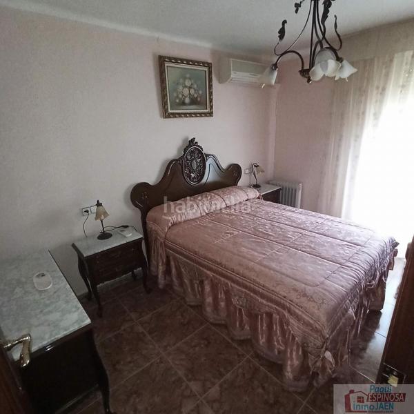 Foto aac27d2f-b5b6-4695-a23a-84ed987a71f2. Casa  en Torredonjimeno