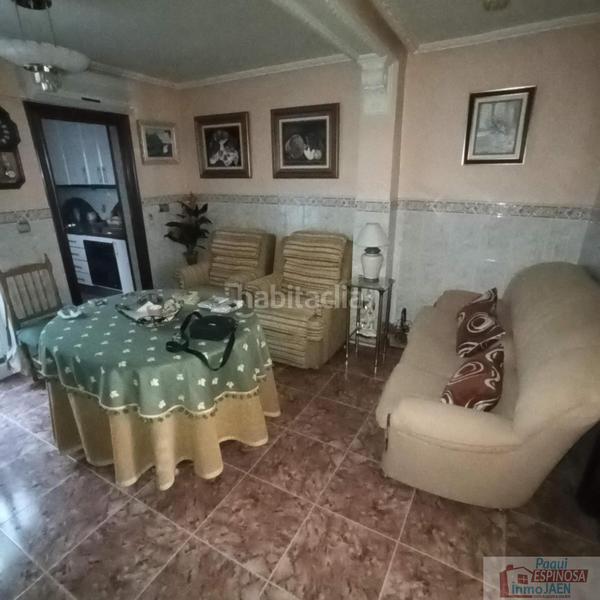 Foto c1ae704c-0168-4982-8725-88c33958d760. Casa  en Torredonjimeno