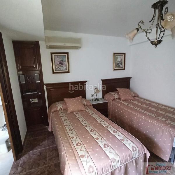 Foto ec25882b-b157-43b6-a722-a7599ffdf181. Casa  en Torredonjimeno