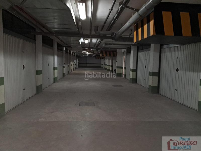 Foto 3d533ca5-48b7-4677-99ae-4523dcab5176. Parking coche garaje en Torredonjimeno