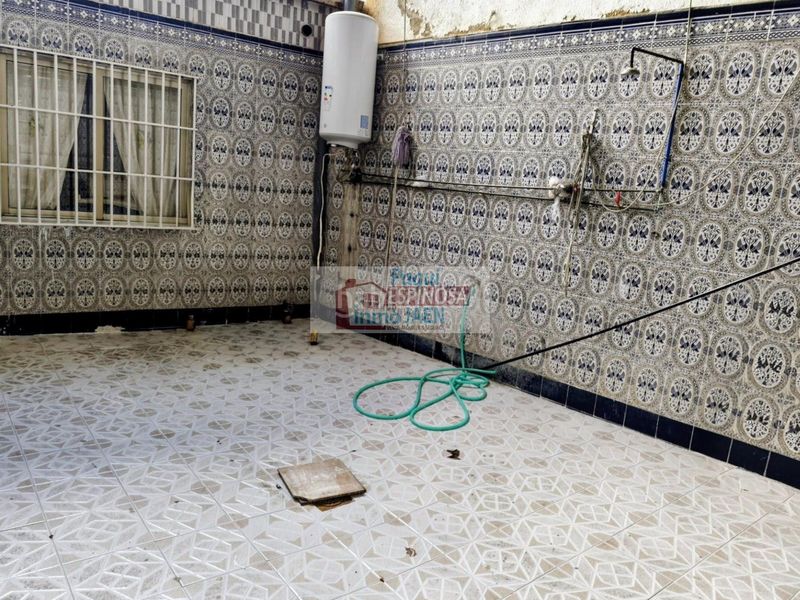 Foto 7f6be2ac-ff2d-4c8f-a96b-a92af2e4a194. Casa  en Belén - San Roque Jaén