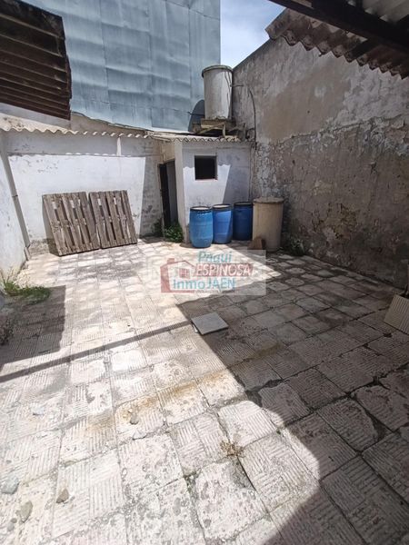 Foto 24cc6bfa-ea26-4904-a8cb-7f26140480a3. Casa a Torredonjimeno