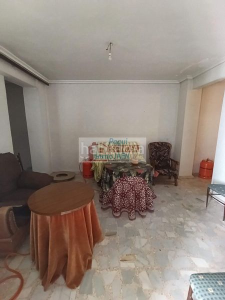 Foto dd38f7ea-2b92-4c2d-af6b-4043ac8b43ab. Casa amb aparcament a Torredonjimeno