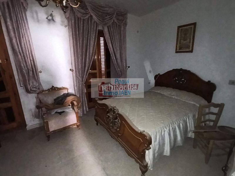 Foto a24839dd-e5a2-490d-bc9c-c2a4e21d5127. Casa a Torredonjimeno