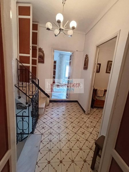 Foto 44b3786e-fe17-4dea-8050-a8c8bbf1c803. Casa  en Torredonjimeno